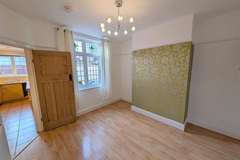 2 bedroom semi-detached house to rent, Limehurst Road, Darlington