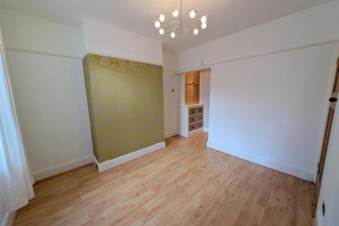 2 bedroom semi-detached house to rent, Limehurst Road, Darlington