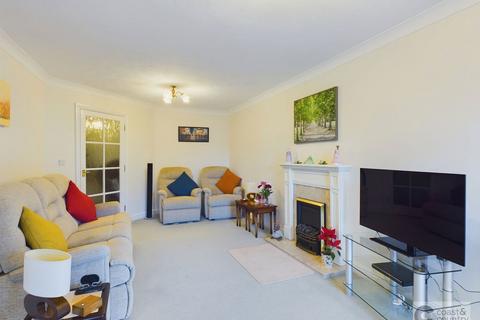 2 bedroom ground floor flat for sale, Marsh Road, Newton Abbot