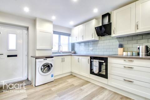 5 Albury Close, Chatham, ME5 8UW