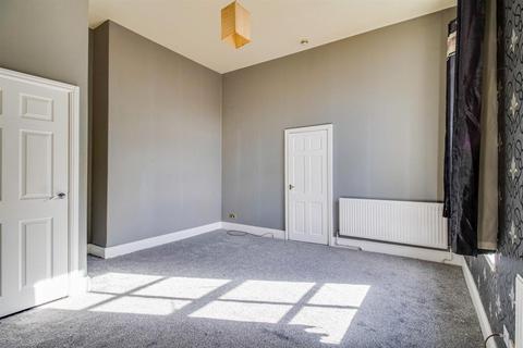 1 bedroom house for sale, Bank Street, Dewsbury WF12