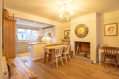 10 Ashton Road, Siddington, Cirencester, GL7 6HD