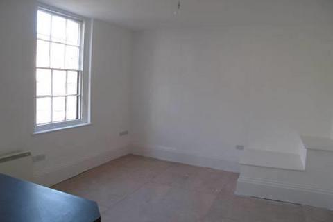 2 bedroom flat to rent, 21 High Street, Leominster HR6