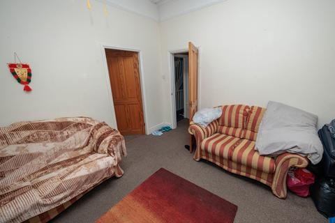 2 bedroom flat for sale, Dicconson Street, Wigan WN1