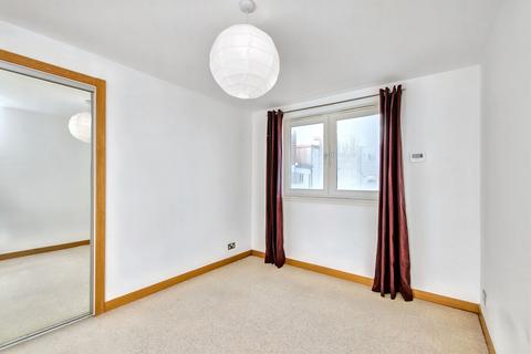 Flat 16, 3 Heron Place, Edinburgh, EH5 1GG