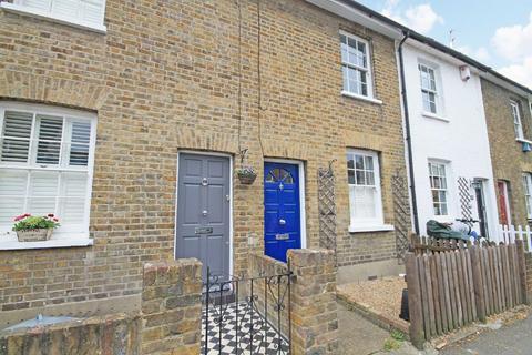 2 bedroom terraced house for sale, May Road, Twickenham TW2