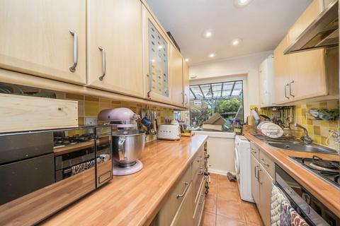 26 May Road, Twickenham, TW2 6QP