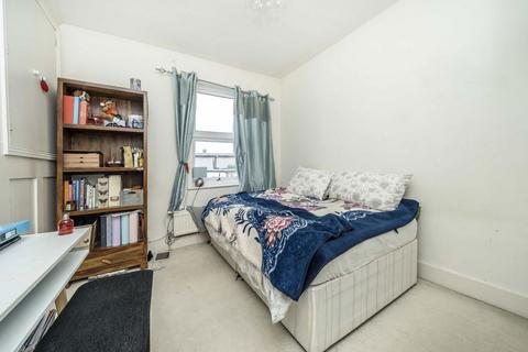 26 May Road, Twickenham, TW2 6QP