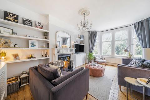 2 bedroom flat for sale, Tooting Bec Gardens, Streatham