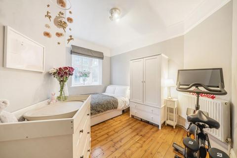 2 bedroom flat for sale, Tooting Bec Gardens, Streatham