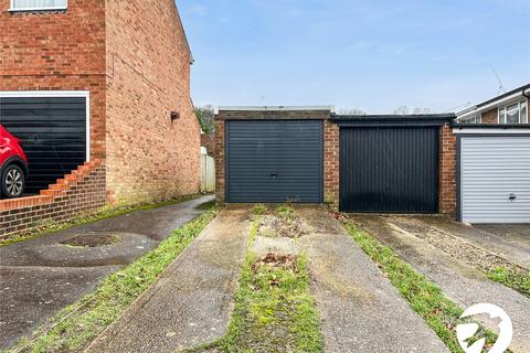 46 Abinger Drive, Chatham, ME5 8UL