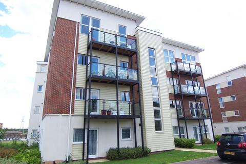 2 bedroom flat to rent, LEATHERHEAD