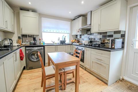 3 bedroom detached bungalow for sale, Perlethorpe Avenue, Gedling, Nottingham