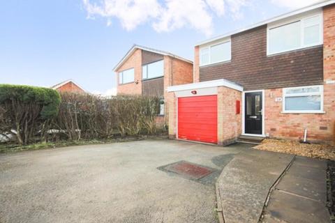 3 bedroom house to rent, Kettlewell Close, Warwick