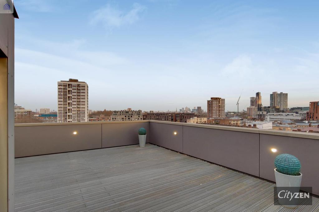 Private roof garden