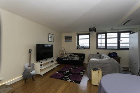 1 bedroom flat for sale, Beeston Road, Leeds LS11