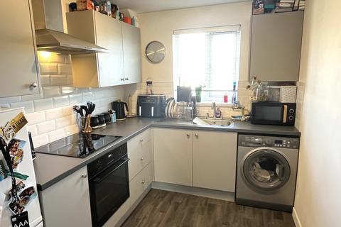 1 bedroom flat to rent, Whiteacres Close, Gosport PO12