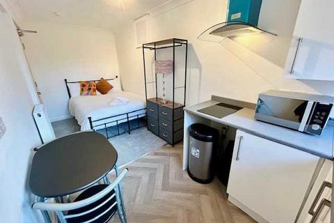 House share to rent, Sackville Road, Room 1, Hove