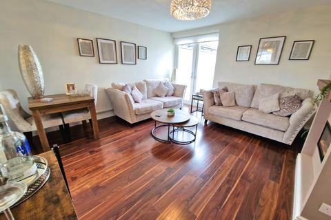 2 bedroom apartment for sale, BEACH ROAD, NEWTON, PORTHCAWL, CF36 5NE