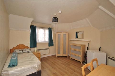 Studio for sale, Portsmouth Road, Guildford, Surrey, GU2