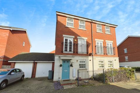 2 Bradley Drive, Grantham, NG31 7WN