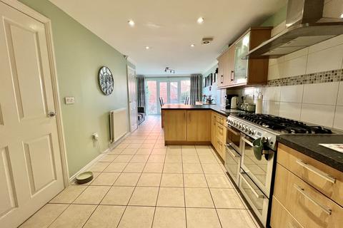 2 Bradley Drive, Grantham, NG31 7WN