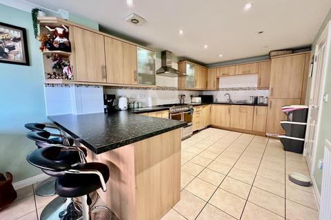 2 Bradley Drive, Grantham, NG31 7WN