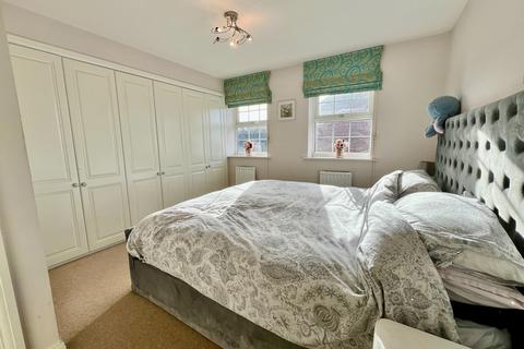 2 Bradley Drive, Grantham, NG31 7WN