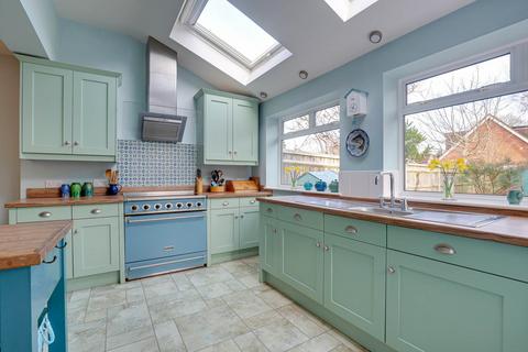 5 bedroom semi-detached house for sale, Woodcote Road, Caversham Heights