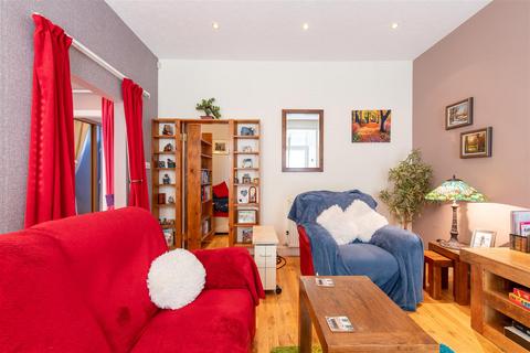 3 bedroom maisonette for sale, High Street, Perth