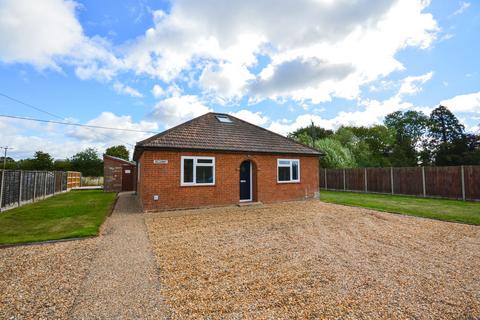 2 bedroom detached bungalow to rent, Dereham Road, Whinburgh, NR19