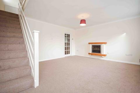 3 bedroom detached house to rent, Beetley