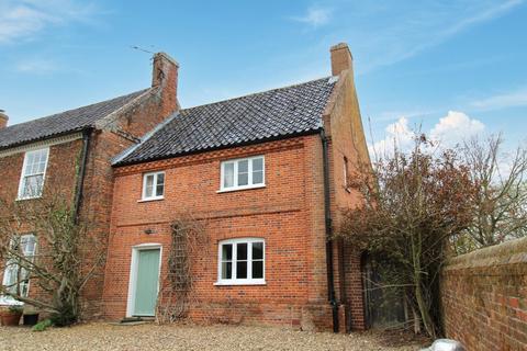 3 bedroom cottage to rent, Halvergate Road, Freethorpe, NR13