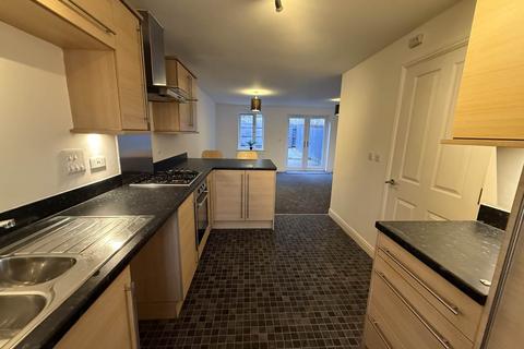 3 bedroom house to rent, Heol Cae Ffwrnais, Ebbw Vale NP23