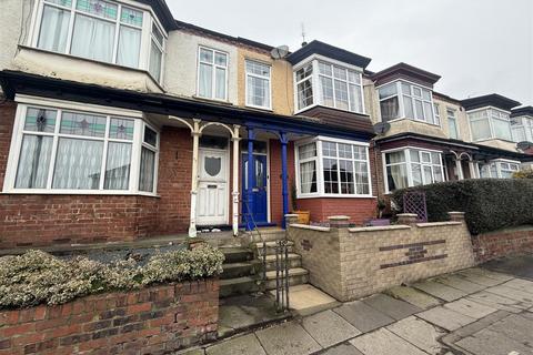 4 bedroom terraced house for sale, West Auckland Road, Darlington