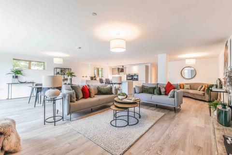 2 bedroom apartment for sale, Commute on Foot to The City Centre Via a Tranquil Riverside Walk