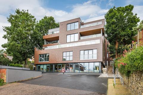 2 bedroom apartment for sale, Commute on Foot to The City Centre Via a Tranquil Riverside Walk