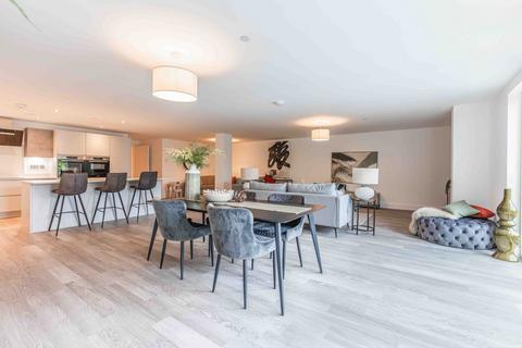2 bedroom apartment for sale, Commute on Foot to The City Centre Via a Tranquil Riverside Walk