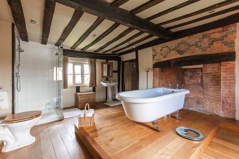 4 bedroom cottage for sale, Wicklewood