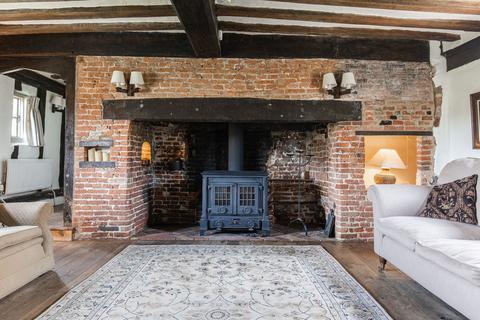 4 bedroom cottage for sale, Wicklewood