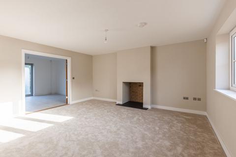 4 bedroom detached house for sale, Fantastic Opportunity, Close to Wymondham College