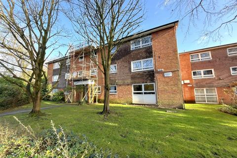 2 bedroom flat for sale, Newlands Court, Addlestone KT15