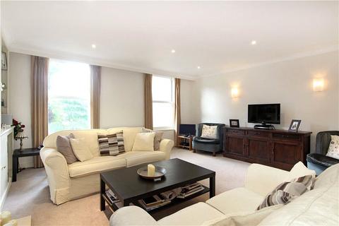 4 bedroom terraced house to rent, Welford Place, SW19