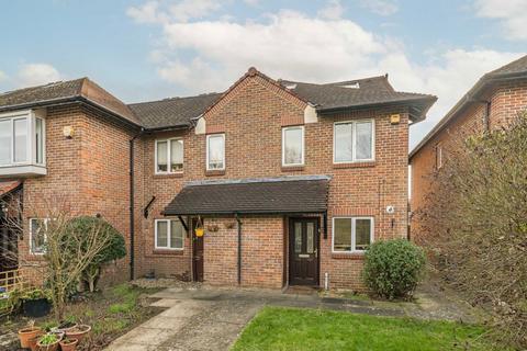 3 bedroom end of terrace house for sale, Meldone Close, Surbiton KT5