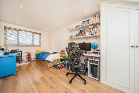 3 bedroom end of terrace house for sale, Meldone Close, Surbiton KT5