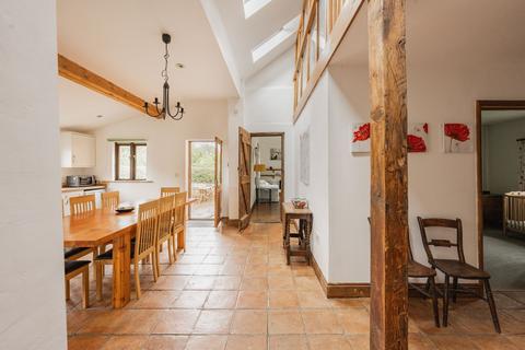 11 bedroom barn for sale, Wickmere