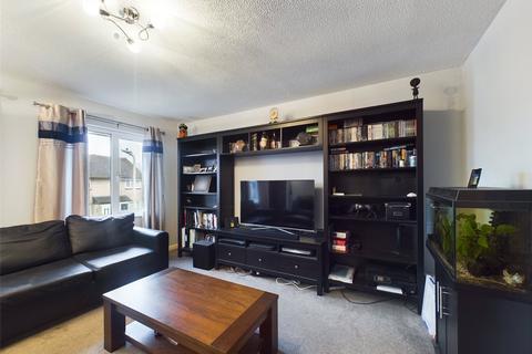 1 bedroom flat for sale, Bennions Close, Hornchurch RM12