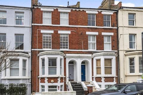 1 bedroom flat for sale, Disraeli Road, London