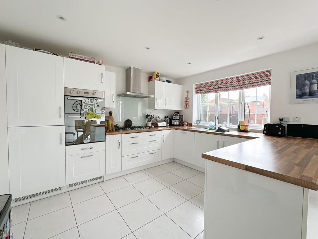 Breakfast Kitchen