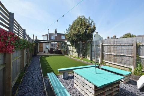 4 bedroom semi-detached house for sale, ELMFIELD, RYDE